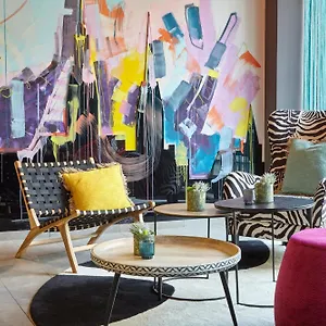 - The Niu, Fusion St. Georg By Ihg Hotel
