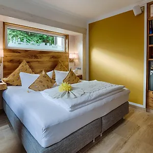 https://hotel-pension-blumenbach.find-berlin-hotels.com